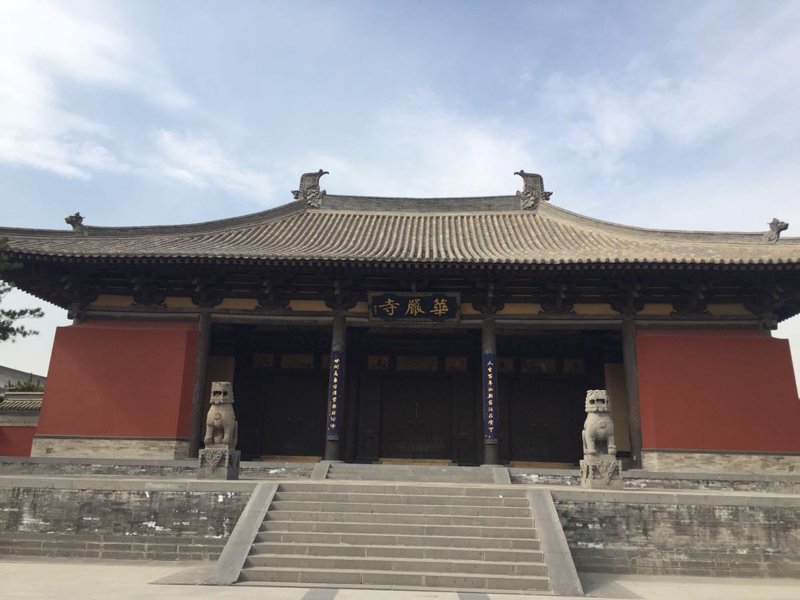 探秘古老华严寺景区:一场文化的洗礼之旅